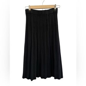 POL Black Ribbed Knit Midi Skirt